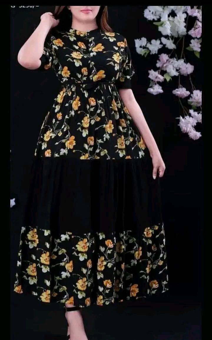 TRENDY WOMEN'S CLOTHING