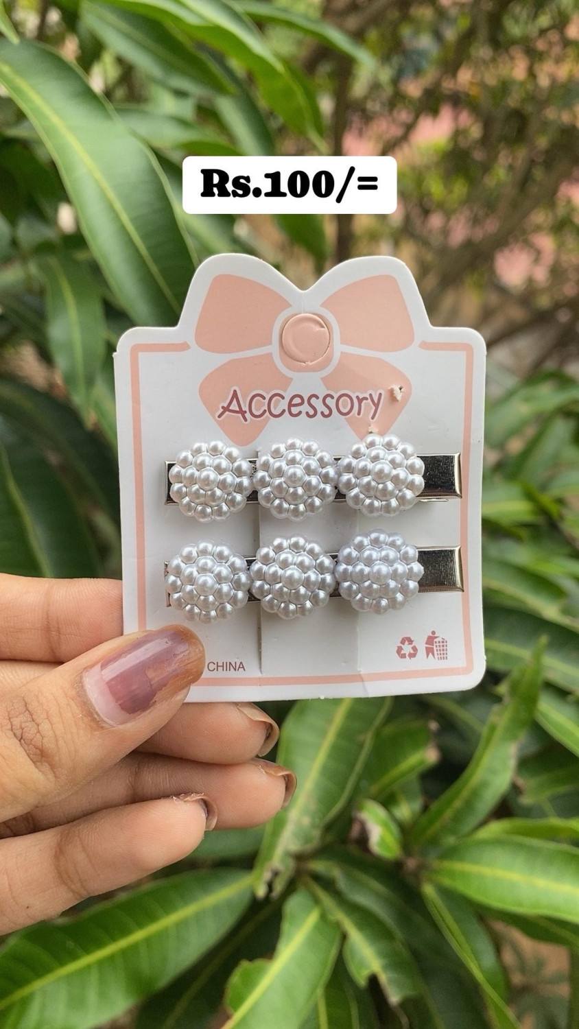 WHITE HAIR CLIPS