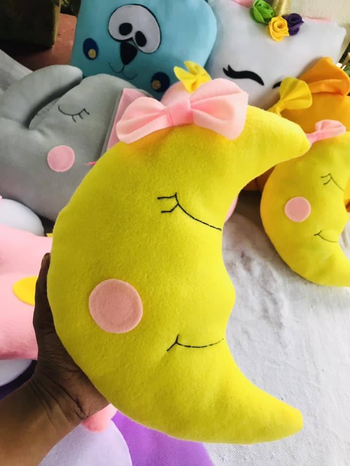 SOFT PILLOW (MOON)
