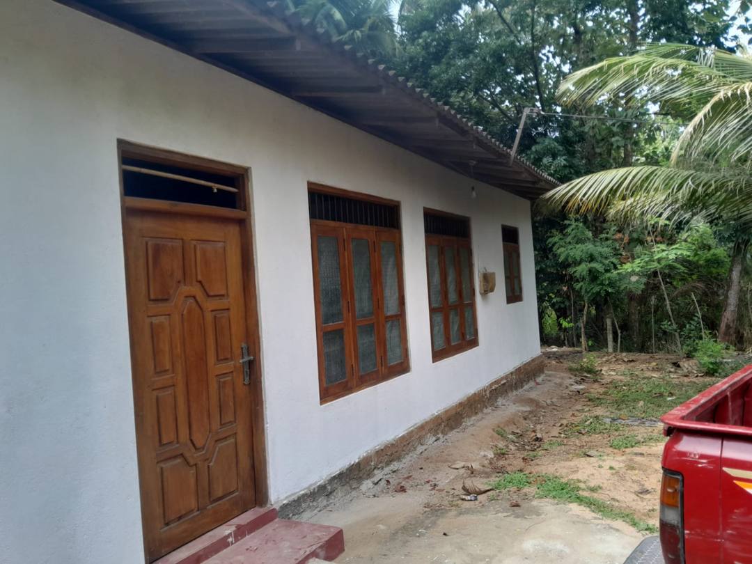 HOUSE FOR SALE IN GIRIULLA