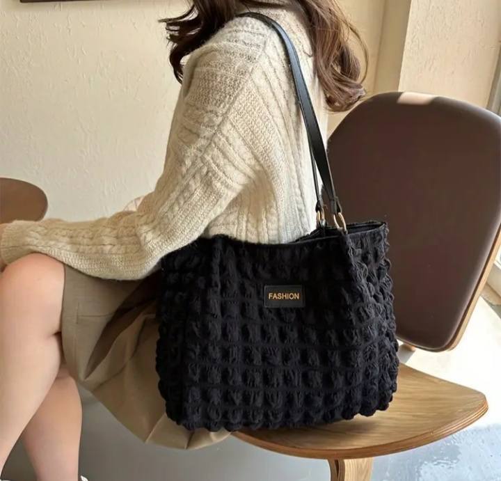 BLACK DESIGN WOMEN'S HANDBAG