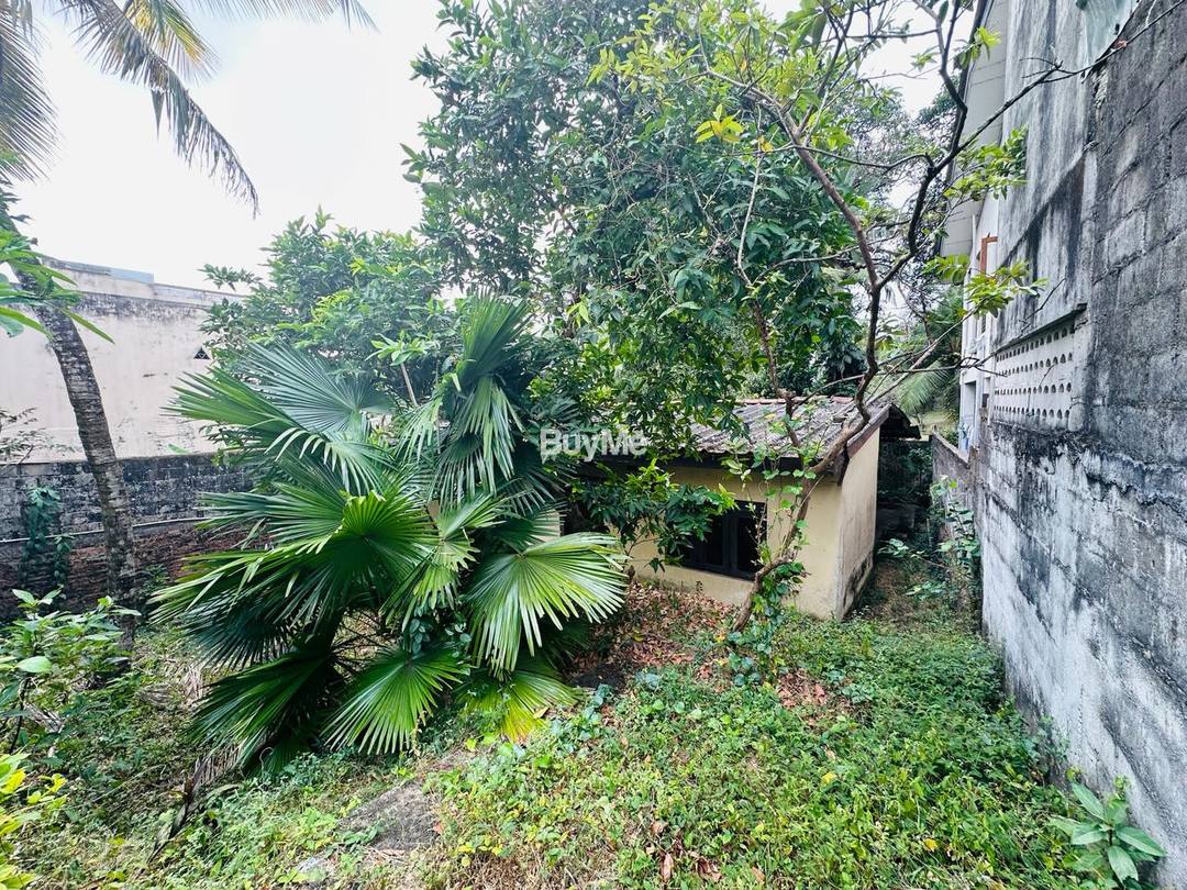 BARE LAND FOR SALE IN BATHTHARAMULLA, SUBUTHIPURA