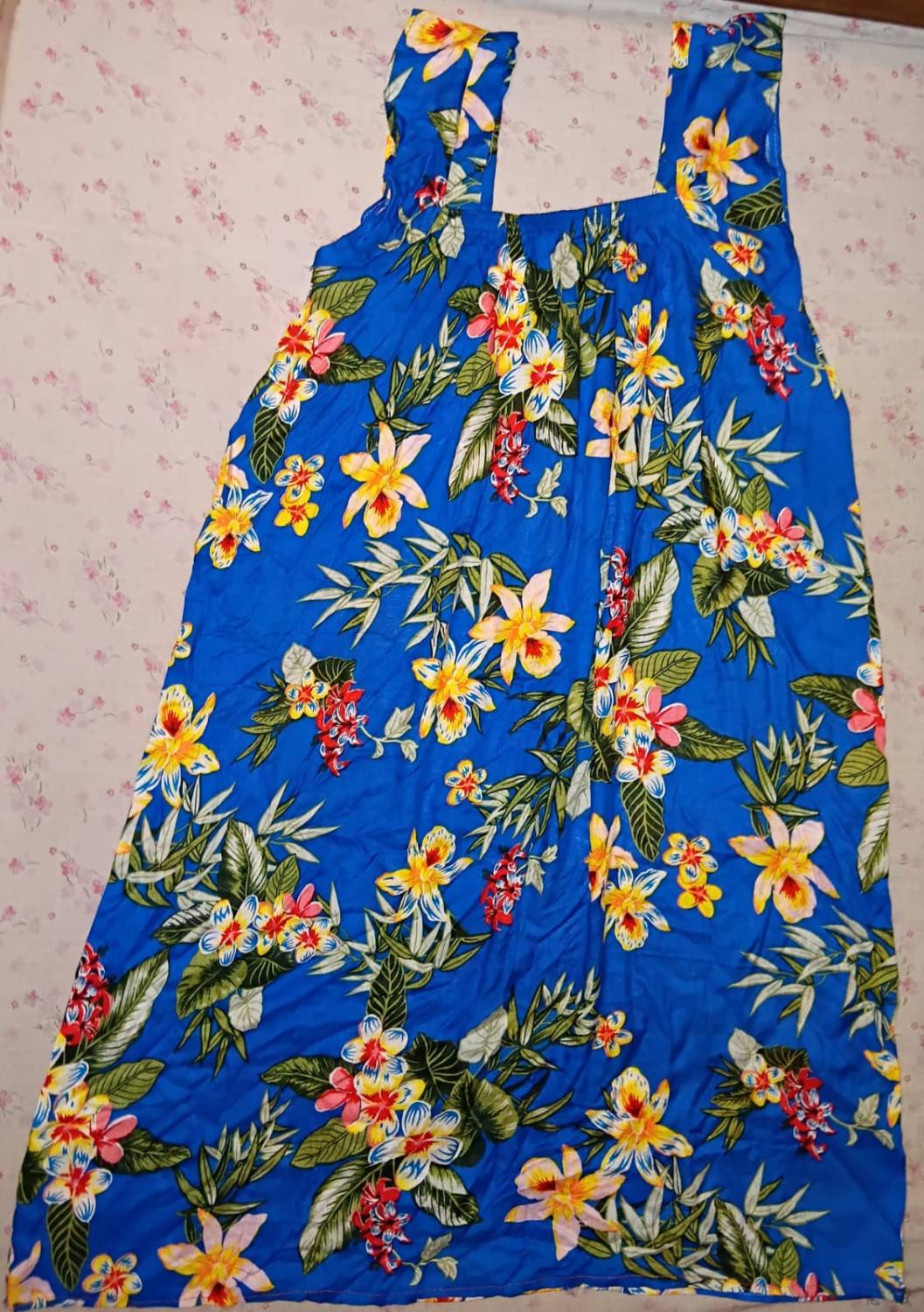 COMFORTABLE BATHIK WEARS FOR SALE