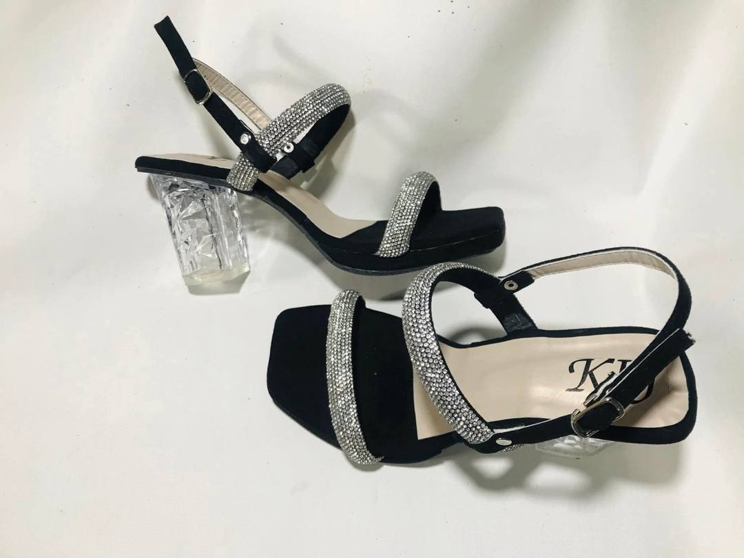 LADIES HEELS SILVER