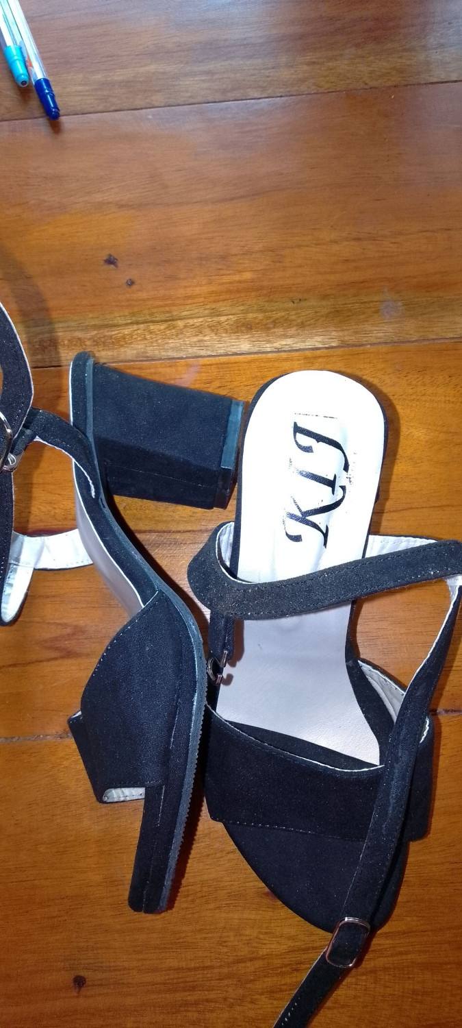 LADIES CASUAL HEELS BLACK