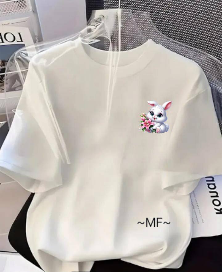 WHITE TEE WITH A BUNNY PRINT