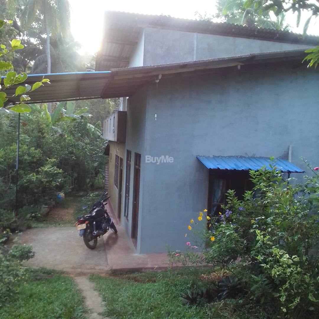 House for sale in Godakawela