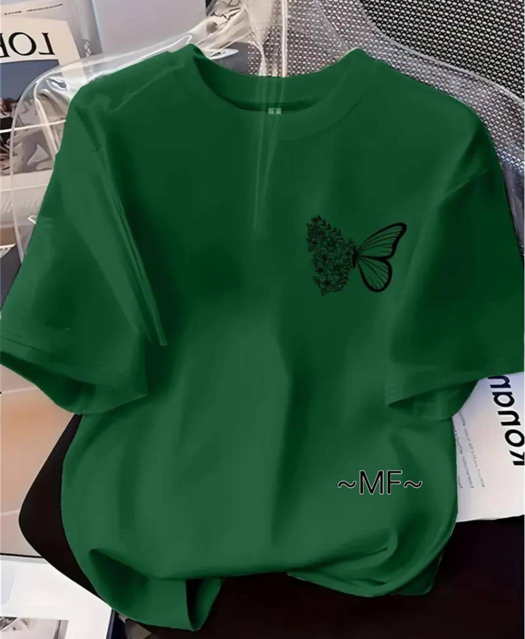 BUTTERFLY BLOOM PRINT TEE – DARK GREEN