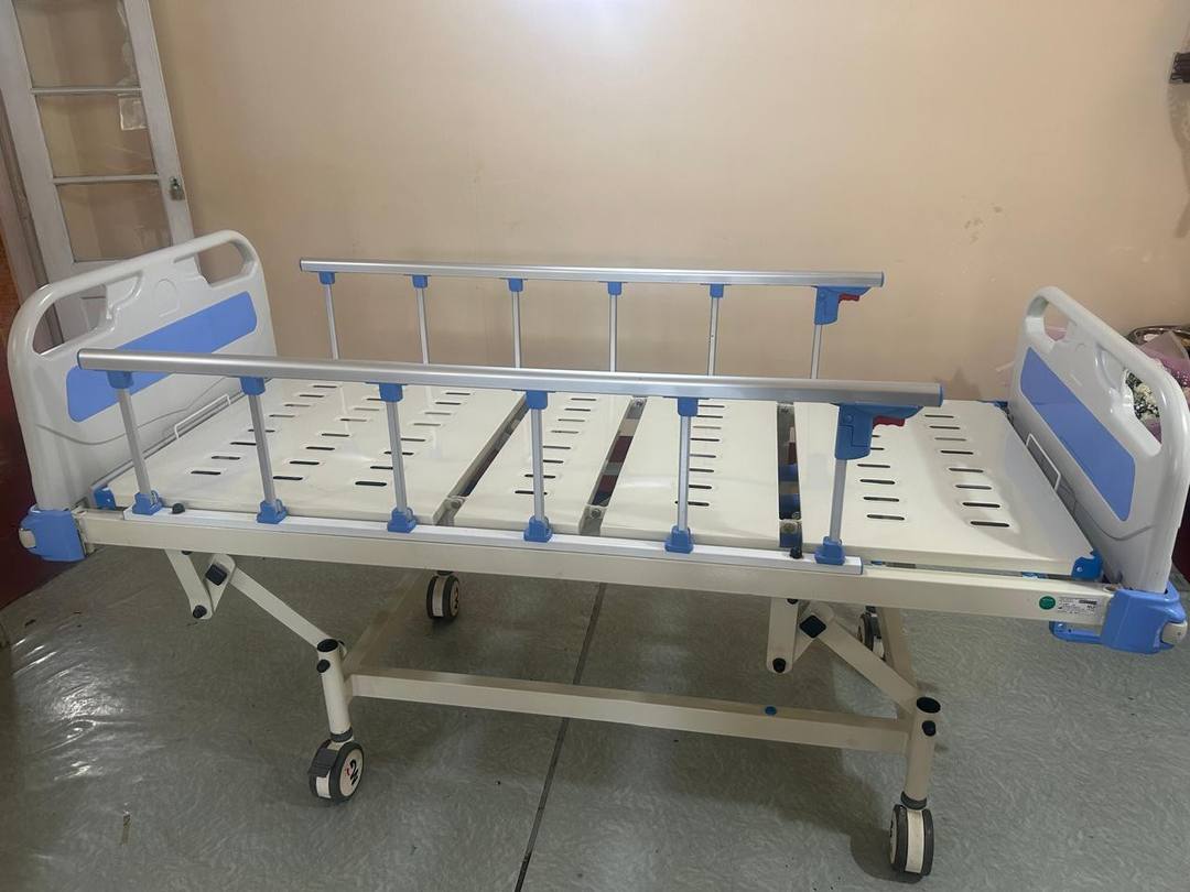 HOSPITAL BED FOR SALE (3 FUNCTIONS)