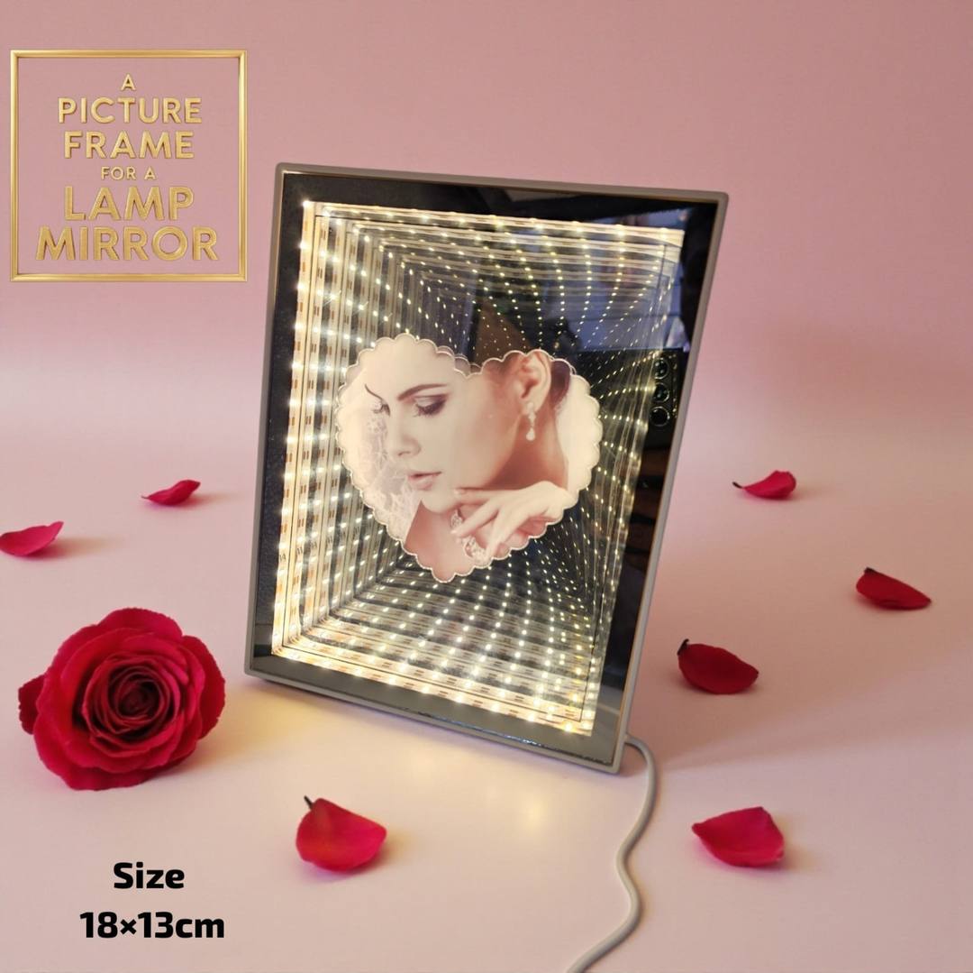 PHOTO FRAME WITH MAGIC MIRROR