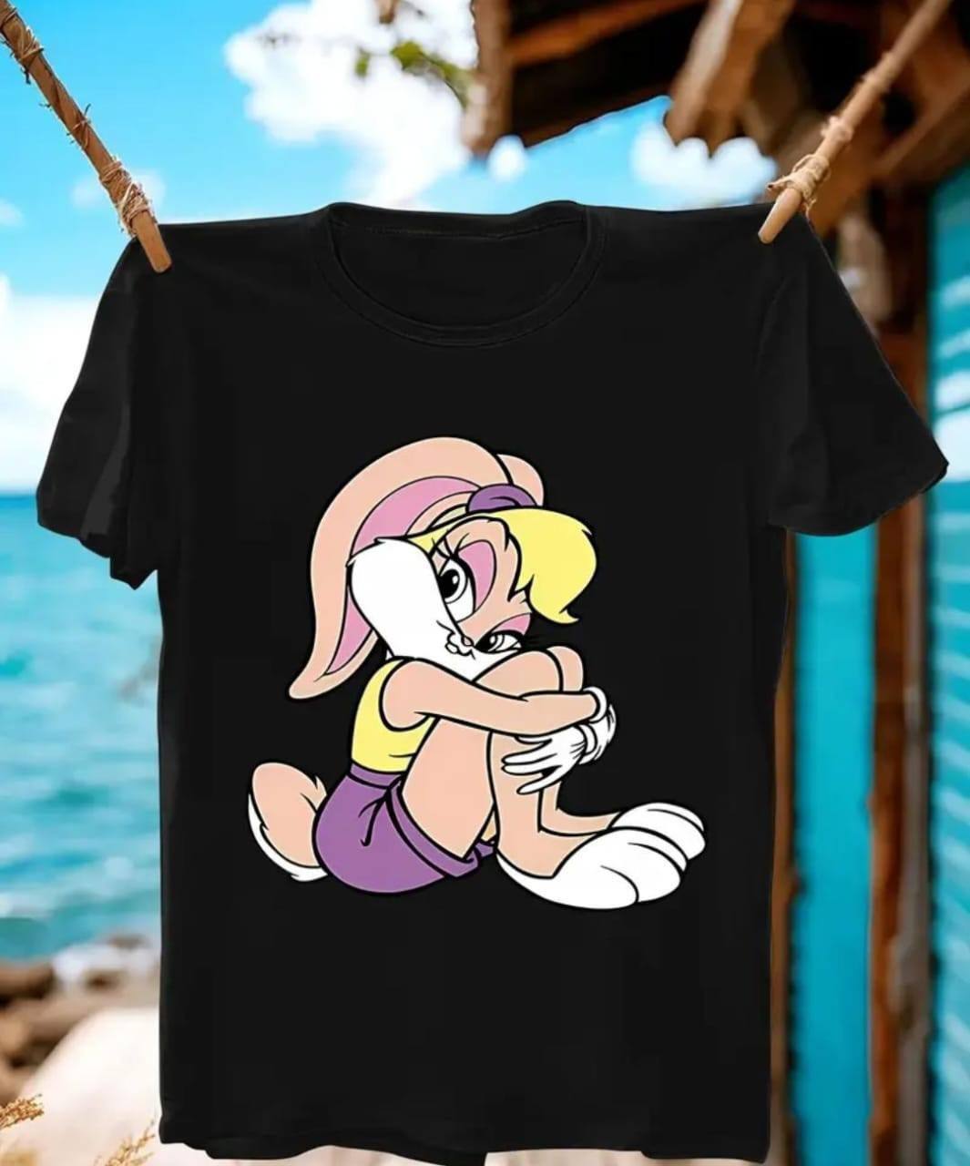 BLACK TEE WITH LADIES