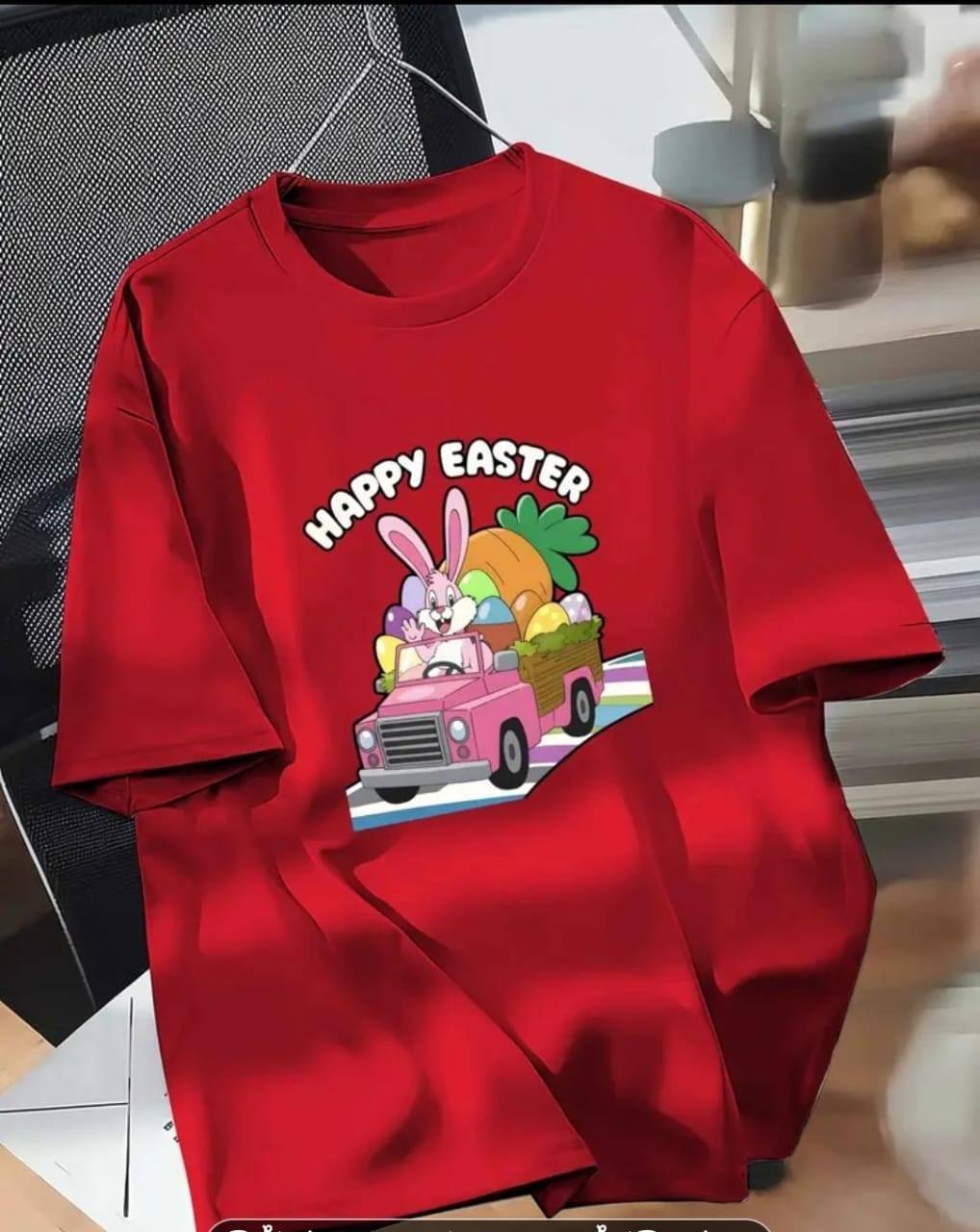 PRINT TEE WITH LADIES