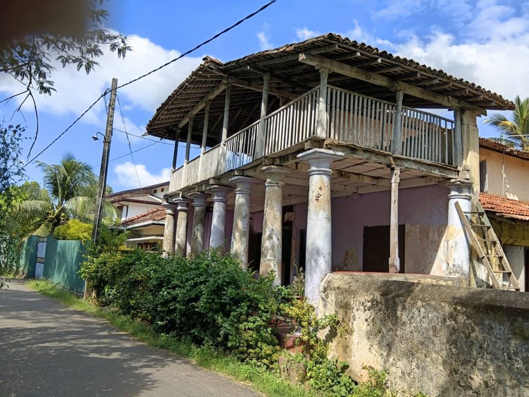 LAND WITH HOUSE FOR SALE IN MATARA