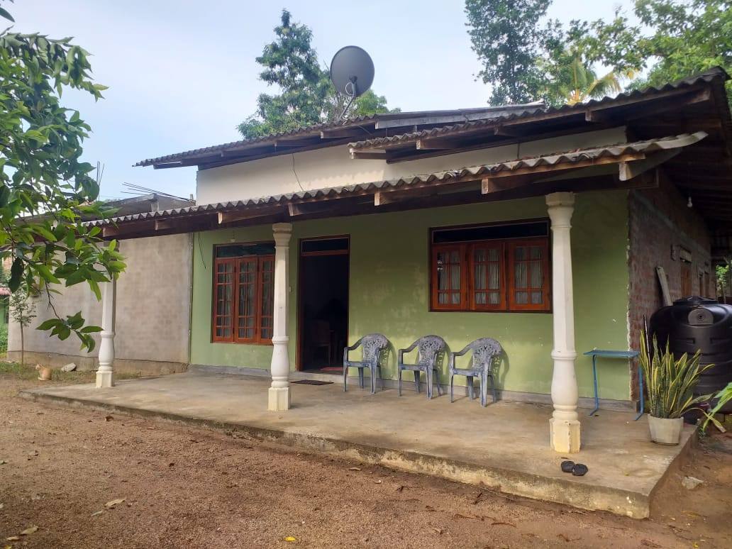 3-ACRE LAND WITH HOUSE FOR SALE IN NAMAL OYA, AMPARA