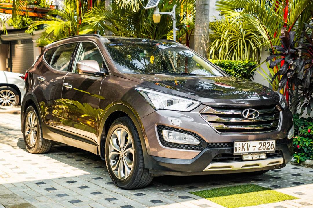 HYUNDAI SANTAFE 2012