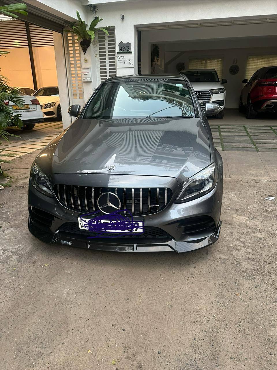 MERCEDES-BENZ C200 AMG 2018