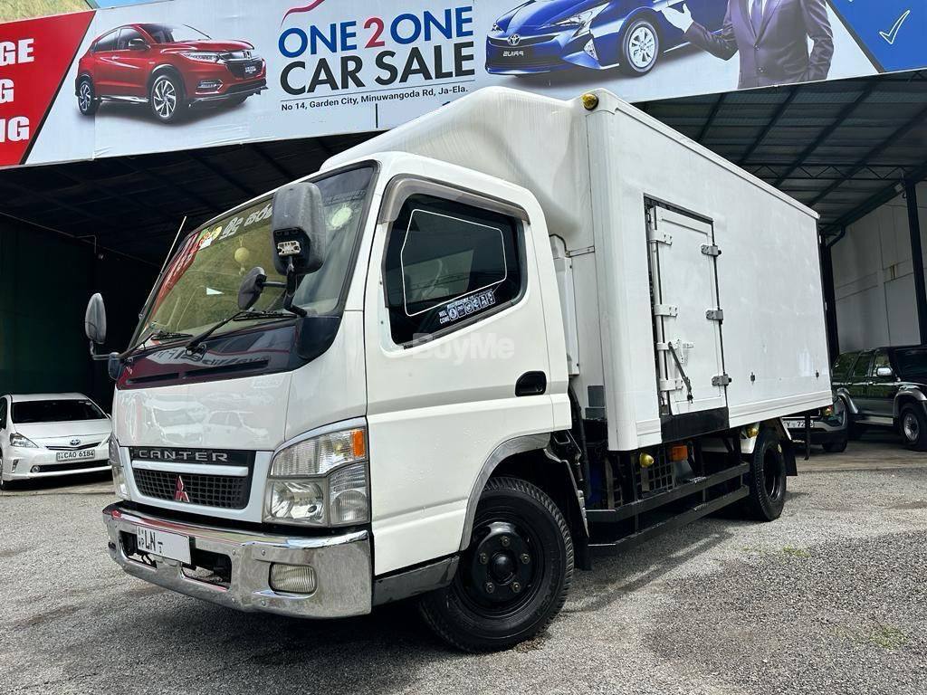 MITSUBISHI CANTER FREEZER TRUCK 2012