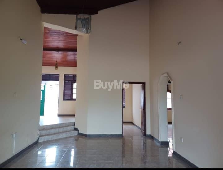 SINGLE STOREY HOUSE FOR SALE IN BORALASGAMUWA
