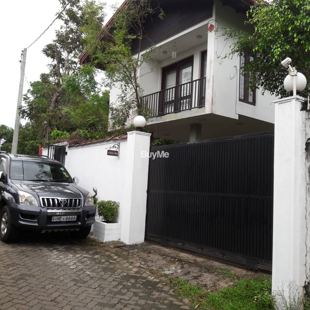 FURNISHED MODERN HOUSE FOR RENT IN BATTARAMULLA (SA)