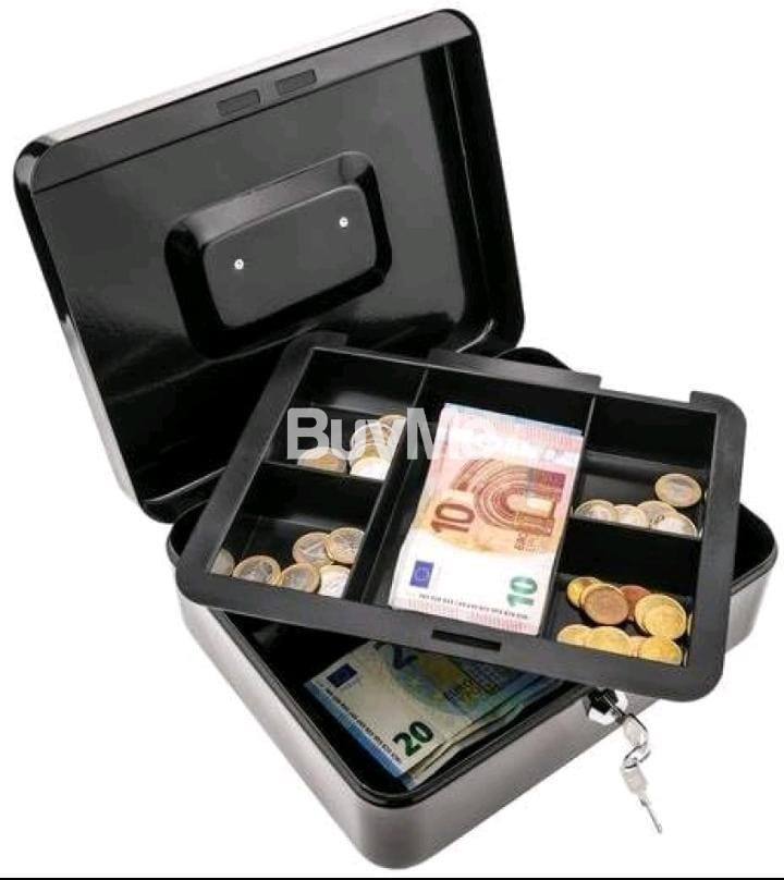 SENTRY SAFE MONEY CASH BOX WITH TRAY AND KAY LOCK