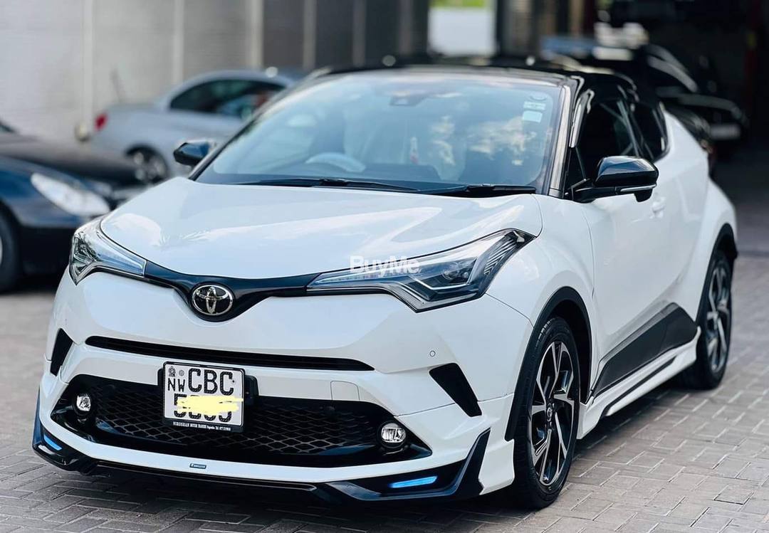 TOYOTA CHR 2WD - 2018