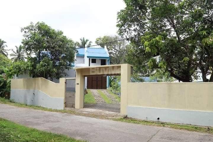 LUXUARY HOUSE FOR SALE IN PANADURA GALLE ROAD