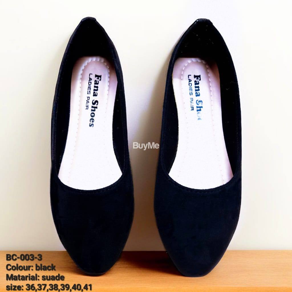 BLACK COLOUR CAUGHT SHOES