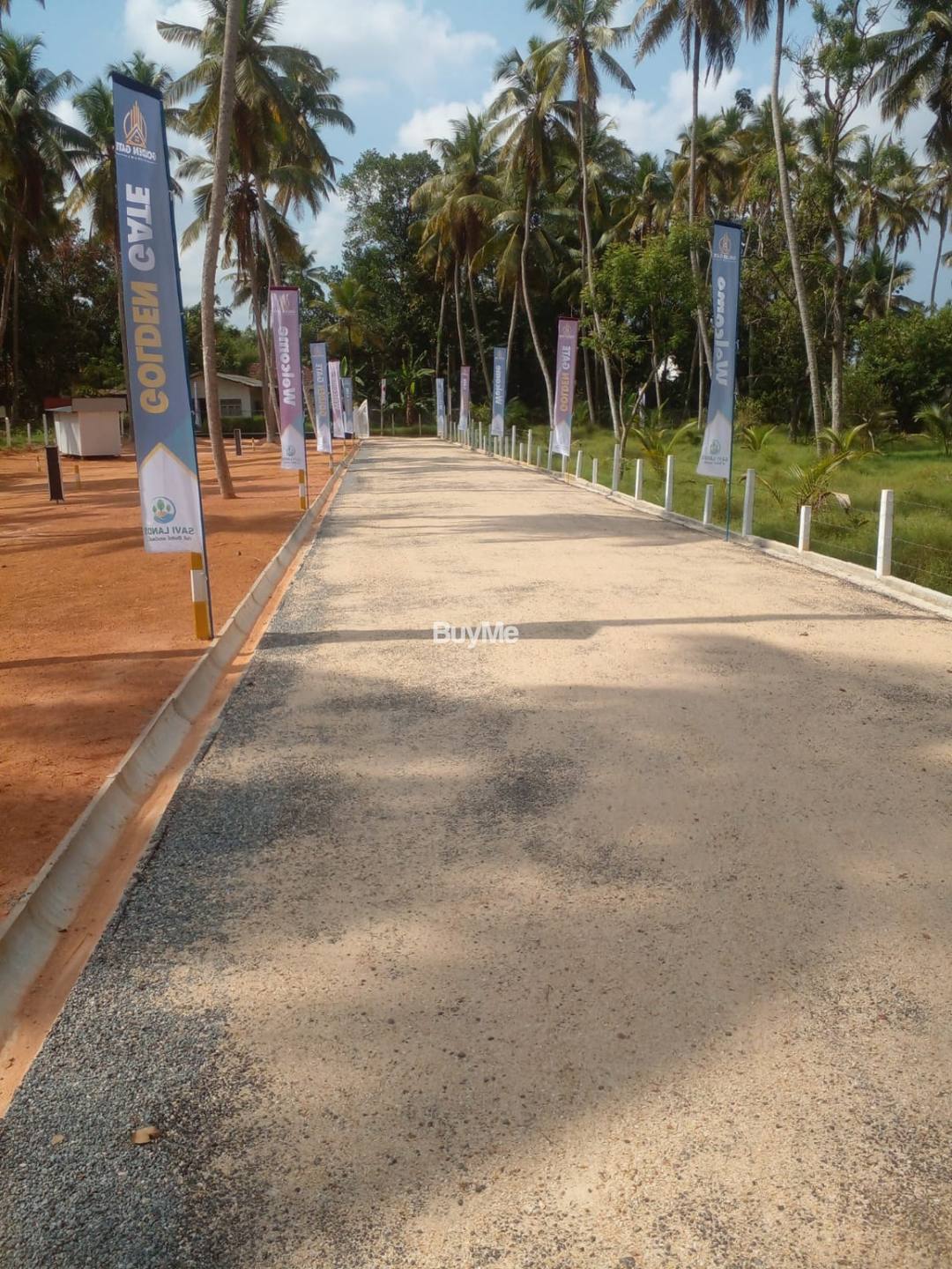 LAND FOR SALE - GOLDEN GATE SEEDUWA - SAVI LANDS