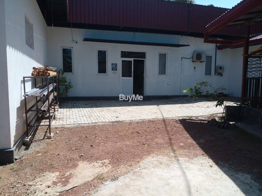 LAND WITH COMMERICAL BULDING FOR SALE