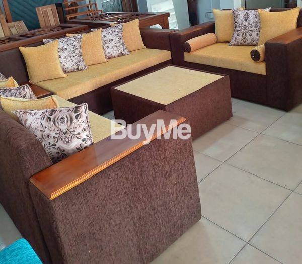 BOX TYPE SOFA SET