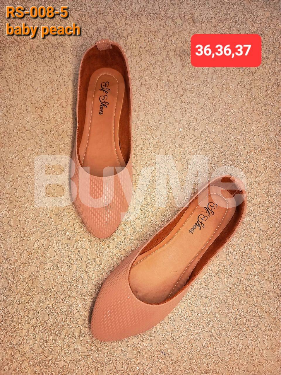 LADIES FLAT COAT SHOES - BADGE