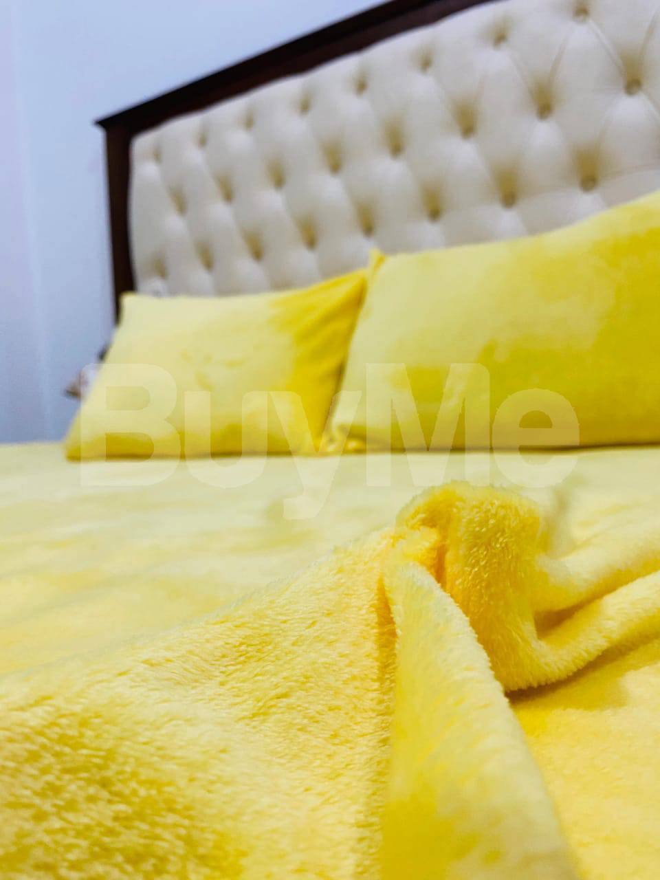 SINGLE BEDSHEET & TWO PILLOWCASES - YELLOW ( *60" × 80" )