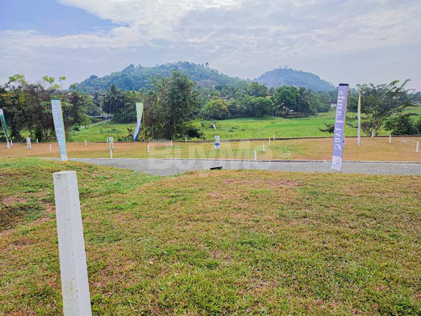 LAND FOR SALE IN KADUWELA - GREEN VALLEY BY SAVI LANDS
